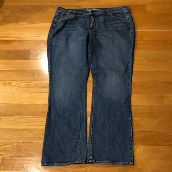 Old Navy The Sweet Heart Jeans Size 18 Longs. - Picture 1 of 7